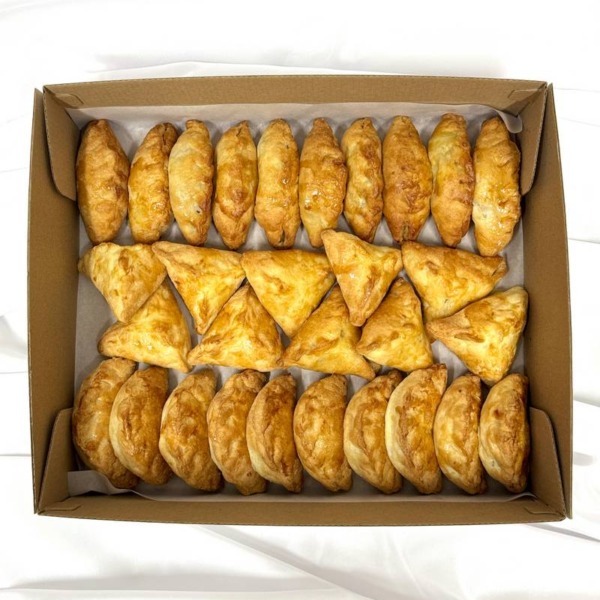 Бокс с фуршетной мини выпечкой (30 шт)